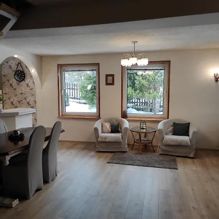 Domek alpejski Z Jacuzzi